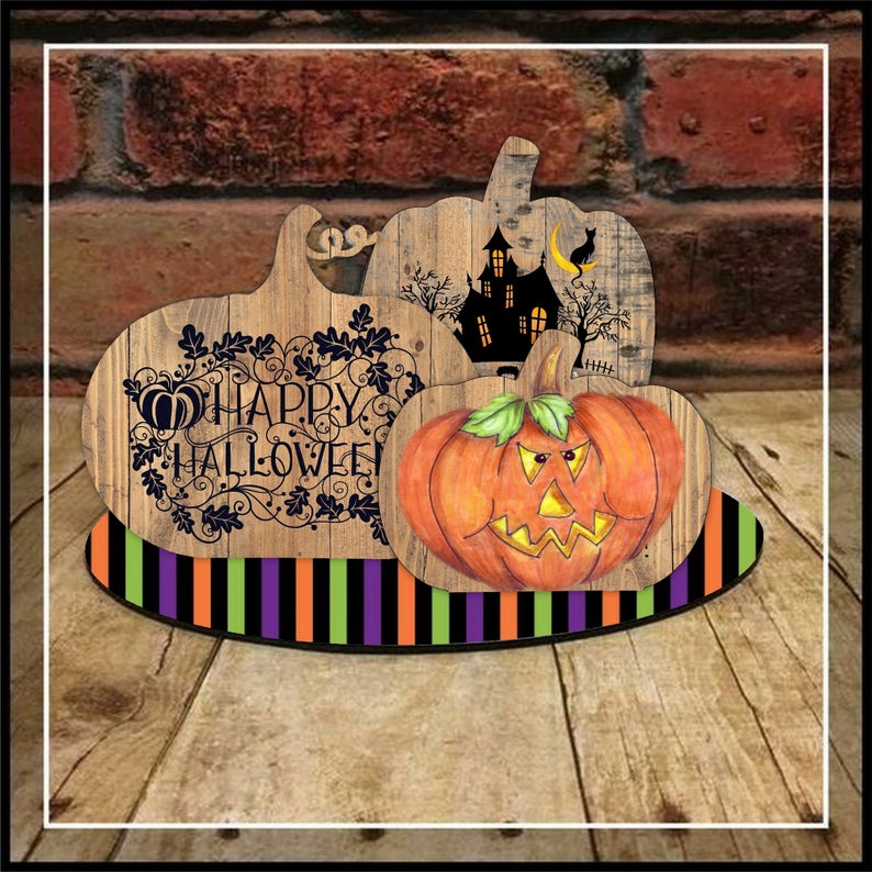 Halloween door hangers | Sandrepersonalization.