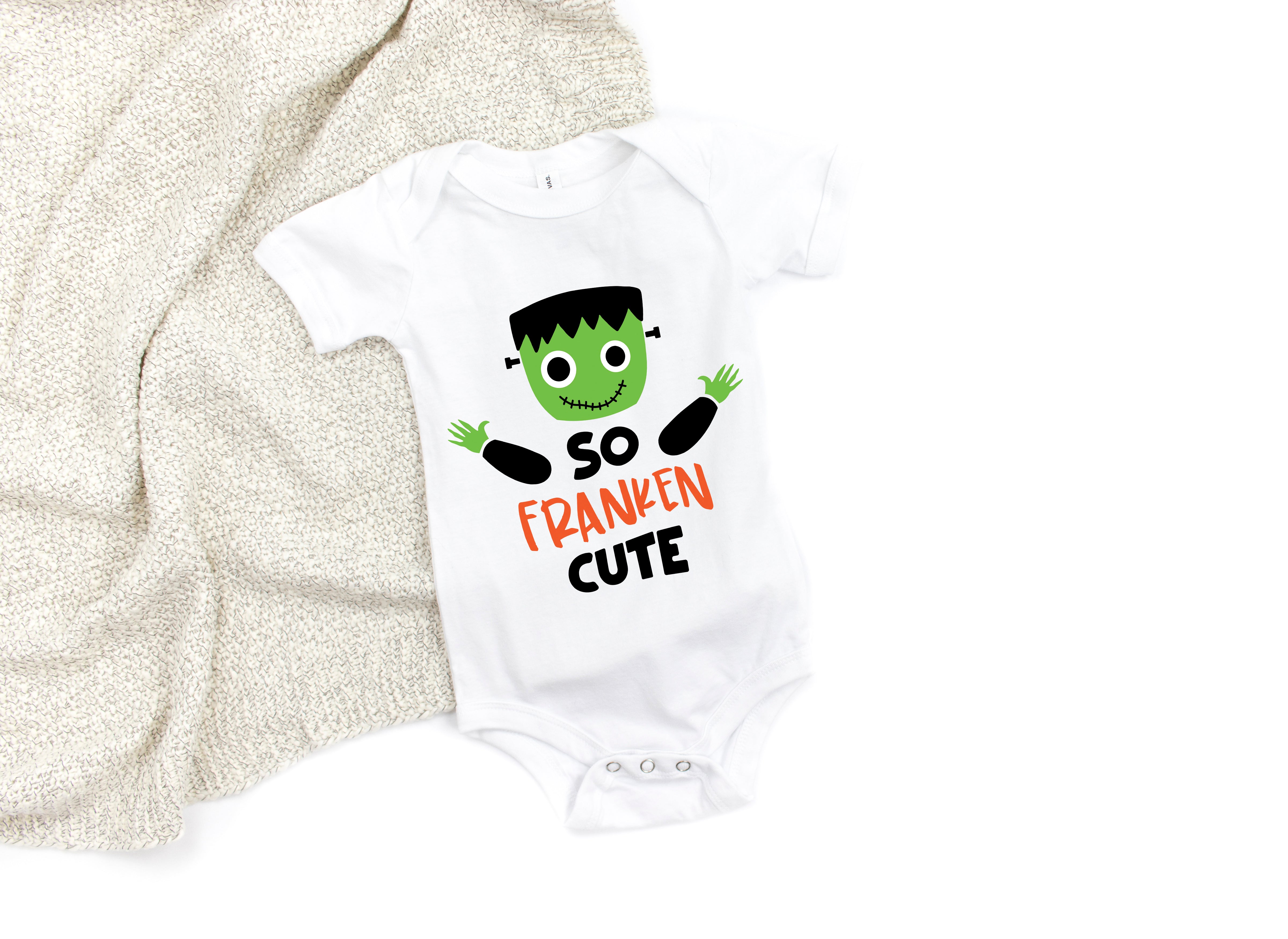 Halloween onsies | Sandrepersonalization.